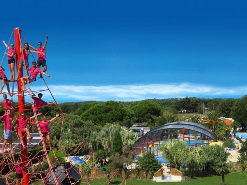 Camping Officiel Siblu Mer Et Soleil Saint-Georges-d'Oleron Exterior foto