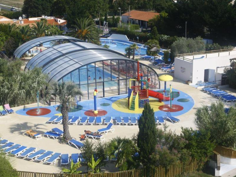 Camping Officiel Siblu Mer Et Soleil Saint-Georges-d'Oleron Exterior foto